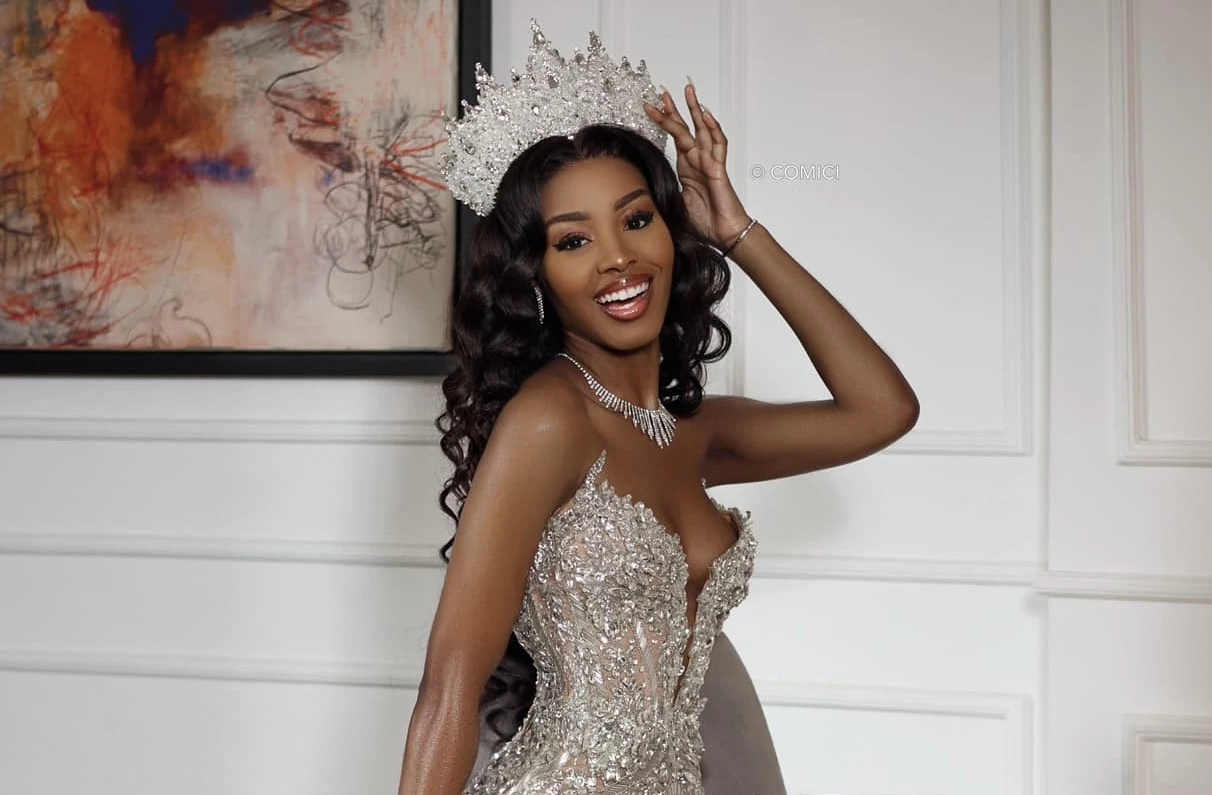 Image de Célébrités. La représentation nationale à des concours de beauté internationaux comme Miss Monde 2024 est souvent un mélange d'opportunités et de défis. Dans ce contexte, Mylène Djihoni, la Miss Côte d'Ivoire 2023, se prépare avec ferveur pour représenter son pays lors de la 71ᵉ édition de Miss Monde, prévue en Inde. Soutien et Préparation : L'Importance du Soutien d'Olivia Yacé Sur le plateau du talk-show "La Télé d’Ici", Mylène Djihoni a souligné l'importance du soutien qu'elle reçoit d'Olivia Yacé, Miss Monde Afrique. Cette solidarité intergénérationnelle, empreinte d'expérience et de bienveillance, est cruciale pour les aspirantes à ce prestigieux concours de beauté. Les échanges et les conseils prodigués par Yacé témoignent de la solidarité au sein de la communauté des Miss. Cependant, derrière les paillettes et les sourires se cachent parfois des défis financiers importants. Mylène Djihoni n'a pas caché les difficultés qu'elle rencontre pour financer sa participation à Miss Monde 2024. Malgré le soutien du Premier ministre et d'un sponsor, les fonds alloués ne suffisent pas à couvrir la totalité de son budget. Cette révélation met en lumière les réalités financières auxquelles sont confrontées les participantes, même lorsqu'elles bénéficient d'un certain appui institutionnel. La Question de la Fierté Nationale La participation de Mylène Djihoni à Miss Monde 2024 soulève une question essentielle de fierté nationale et d'investissement financier. Si Olivia Yacé a brillé lors de l'édition précédente, une partie de son succès est attribuée à l'important soutien financier de sa famille et de son équipe. Cette réalité suscite des débats sur les réseaux sociaux, remettant en question le rôle des institutions et des partenaires dans le soutien financier des candidates. Alors que Mylène Djihoni se prépare pour Miss Monde 2024, l'attention se porte sur les perspectives d'avenir et les moyens de soutien à disposition des candidates. La question ouverte qui se pose est celle de l'implication des autorités et des entreprises dans le financement des participations nationales à des concours internationaux. Comment garantir un soutien financier adéquat et équitable pour toutes les représentantes nationales, assurant ainsi une représentation nationale épanouie et compétitive lors de concours de beauté mondiaux ? La réponse à cette question pourrait déterminer l'avenir de la participation de la Côte d'Ivoire et d'autres nations à des concours de beauté internationaux, façonnant ainsi le paysage de la fierté nationale et de la représentation féminine dans le monde entier.