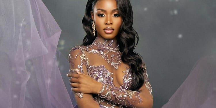 Image de Beauté/Mode. La 71ème édition de Miss Monde 2024, qui s'est déroulée le samedi 9 mars au Jio World Convention Center de Mumbai, en Inde, a été le théâtre de nombreux espoirs et de quelques déceptions. Parmi les 112 reines de beauté venues de différents pays, la Côte d'Ivoire était représentée par Mylène Djihony, Miss CI 2023. Malheureusement, malgré les attentes et les encouragements, la jeune ivoirienne n'a pas réussi à atteindre le Top 40 de la compétition, laissant le pays sans titre à ramener à la maison. Une compétition féroce et des défis de taille L'échec de Mylène Djihony à se hisser parmi les meilleures lors de Miss Monde 2024 peut être attribué en partie à la féroce compétition à laquelle elle a été confrontée. Avec des représentantes du monde entier rivalisant pour le titre prestigieux, chaque étape du concours était un défi de taille. Malheureusement, la chance n'a pas semblé sourire à l'ivoirienne, qui a rencontré des difficultés dès le début de la compétition, échouant à plusieurs challenges et ne parvenant pas à se qualifier pour le Top 40. Malgré cette déception, Mylène Djihony a pu compter sur le soutien indéfectible de ses fans et de ses compatriotes ivoiriens. Sur sa page Facebook, le lendemain de la finale, elle a exprimé sa gratitude envers ceux qui l'ont soutenue tout au long de son parcours. Sa déclaration concise mais émouvante - "Merci pour tout" - témoigne de sa reconnaissance envers ceux qui ont cru en elle et l'ont encouragée, même dans les moments difficiles. La représentation africaine à Miss Monde 2024 Malgré la déception de Mylène Djihony, la présence africaine à Miss Monde 2024 a été notable. Des Miss venues de différents pays africains ont réussi à franchir les étapes initiales et à se hisser dans le Top 40 de la compétition. Parmi elles, Lesego Chombo, la représentante du Botswana, a particulièrement brillé en remportant la troisième place de la compétition, marquant ainsi un honneur pour toute l'Afrique. Sa performance exceptionnelle vient renforcer la réputation de l'Afrique dans les concours de beauté internationaux et inspire de nombreuses jeunes filles à travers le continent. Alors que Mylène Djihony rentre chez elle après une expérience mitigée à Miss Monde 2024, une question reste en suspens : quel sera son prochain chapitre, et celui de la Côte d'Ivoire, dans les concours de beauté internationaux ? Malgré les obstacles rencontrés cette année, la détermination et le talent de Mylène Djihony pourraient lui ouvrir de nouvelles portes dans le monde du mannequinat et du divertissement. Quant à la Côte d'Ivoire, le pays continue de nourrir de nouveaux espoirs et de former de jeunes talents qui pourraient briller sur la scène internationale à l'avenir.