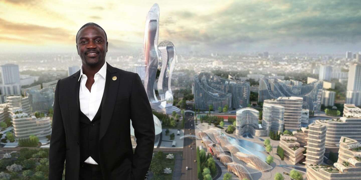 Image de TV/Films/Séries. Le célèbre rappeur américain d'origine sénégalaise, Akon, a fait sensation sur la scène médiatique en partageant son engagement envers l'électrification de l'Afrique. Invité sur le plateau de l'émission C'midi sur la RTI, Akon a présenté son initiative visant à apporter la lumière dans les villes et les villages du continent africain. Cette démarche reflète un attachement profond à ses racines africaines et suscite l'admiration pour son désir de contribuer au développement de sa terre natale. Une Initiative Louable : Éclairer l'Afrique L'engagement d'Akon en faveur de l'électrification de l'Afrique est non seulement louable, mais également nécessaire. Alors que de nombreuses régions du continent souffrent encore d'un accès limité à l'électricité, cette initiative offre un rayon d'espoir pour des millions de personnes vivant dans l'obscurité. En fournissant des solutions énergétiques durables, Akon et ses partenaires ouvrent la voie à un avenir plus brillant pour l'Afrique. La visite d'Akon à Abidjan dans le cadre de sa tournée africaine de sensibilisation témoigne de son engagement envers la cause de l'électrification de l'Afrique. En partageant son message avec le public ivoirien, il suscite la prise de conscience et la mobilisation autour de cette question cruciale. Son exemple inspire non seulement les jeunes générations, mais aussi les dirigeants et les entrepreneurs à s'engager dans des initiatives similaires pour le bien-être de l'Afrique. Des Questions Pertinentes : Responsabilité et Engagement Les questions soulevées quant à l'implication d'autres personnalités d'origine africaine dans le développement du continent sont légitimes. Bien que des personnalités comme Akon montrent la voie, il est vrai que beaucoup d'autres pourraient faire davantage pour contribuer au progrès de l'Afrique. La responsabilité et l'engagement envers ses racines ne devraient pas être limités à quelques individus, mais devraient être partagés par tous ceux qui ont réussi en Occident et qui ont la capacité d'aider leur continent d'origine. Plutôt que de critiquer ceux qui ne contribuent pas, il est important d'encourager et de soutenir ceux qui le font déjà. L'initiative d'Akon devrait servir de catalyseur pour inspirer d'autres personnalités à s'impliquer dans des projets de développement en Afrique. En encourageant la solidarité et la coopération entre les Africains du monde entier, nous pouvons travailler ensemble pour bâtir un avenir meilleur pour notre continent. L'initiative d'Akon pour éclairer l'Afrique est un exemple inspirant de la façon dont chacun peut contribuer à faire avancer le continent. Son engagement envers ses racines africaines et sa détermination à apporter des solutions concrètes aux défis énergétiques sont dignes d'admiration. En suivant son exemple et en encourageant d'autres à agir, nous pouvons tous jouer un rôle dans la construction d'un avenir plus lumineux et plus prospère pour l'Afrique.