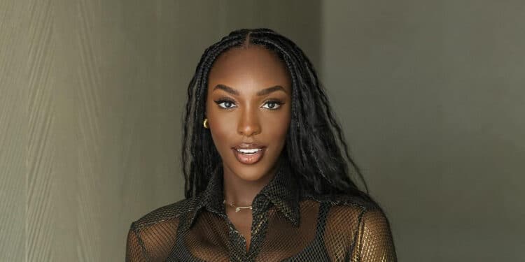 Image de Beauté/Mode. Depuis quelques jours, une rumeur enflamme les réseaux sociaux : Olivia Yacé, la 2ème dauphine de Miss Monde 2021, représenterait la Côte d'Ivoire au prestigieux concours de Miss Univers 2024, prévu pour le 28 septembre prochain à Mexico, au Mexique. Cette nouvelle, accueillie avec enthousiasme par les fans et les internautes, a malheureusement été démentie par Olivia Yacé elle-même. Que s’est-il réellement passé ? Pourquoi cette rumeur a-t-elle pris tant d’ampleur ? Revenons sur les faits et les enjeux de cette affaire. Une Rumeur Qui Enflamme la Toile Le 28 septembre 2024, la 73ème édition de Miss Univers se déroulera à Mexico, rassemblant les plus belles femmes du monde entier. L'annonce selon laquelle Olivia Yacé représenterait la Côte d'Ivoire a été accueillie avec un enthousiasme débordant. Les réseaux sociaux ivoiriens et internationaux ont été inondés de messages de soutien et de fierté. Les fans de cette icône de beauté, déjà éblouis par sa performance remarquable à Miss Monde 2021, voyaient en cette participation une nouvelle opportunité pour la jeune femme de briller sur la scène mondiale. Olivia Yacé, fille du maire de Cocody, est une figure admirée en Côte d'Ivoire. Sa deuxième place à Miss Monde 2021 a marqué les esprits et renforcé son statut de modèle et d'inspiration pour de nombreux jeunes Ivoiriens. L'idée qu'elle puisse représenter son pays à Miss Univers a donc semblé à beaucoup une suite logique de son parcours. La nouvelle s'est répandue comme une traînée de poudre, amplifiée par les partages et les commentaires enthousiastes. Toutefois, Olivia Yacé a rapidement mis fin aux spéculations. Sur ses réseaux sociaux, elle a publié un message clair et sans équivoque : « Depuis un certain temps, il y a une vague de questions sur la participation de la Côte d’Ivoire à Miss Univers 2024. Selon une source très proche, la Côte d’Ivoire n’a malheureusement pas pu obtenir de ticket pour l’édition de cette année et ne participera donc pas à l’édition 2024. Je pense qu’il est temps d’arrêter de diffuser de fausses informations et de se concentrer sur la suite. Cordialement ». Par cette déclaration, Olivia a tenu à rectifier les faits et à calmer les ardeurs de ses fans. Olivia Yacé a également dénoncé la propagation de fausses informations : « Cesser de répandre de fausses informations ». Ce rappel à l’ordre souligne un problème récurrent à l’ère des réseaux sociaux : la rapidité avec laquelle des informations non vérifiées peuvent se propager et causer des malentendus. Sa déclaration a permis de dissiper les doutes et de recentrer l’attention sur les faits avérés. Le Rôle des Réseaux Sociaux dans la Propagation des Rumeurs Les réseaux sociaux sont devenus une plateforme incontournable pour la diffusion de l’information. Cependant, leur puissance est à double tranchant. S’ils permettent de connecter les individus et de partager des nouvelles rapidement, ils sont également le terreau fertile des rumeurs et des fake news. L’affaire Olivia Yacé en est un exemple frappant : une information non vérifiée, partagée massivement, a pu créer une onde de choc avant même d’être démentie. Cette situation met en lumière la responsabilité de chaque internaute. Il est crucial de vérifier les sources et la véracité des informations avant de les partager. Olivia Yacé elle-même a insisté sur ce point dans son message, appelant ses fans à la prudence et à la vérification des faits. « Nous devons être plus responsables dans notre utilisation des réseaux sociaux », a-t-elle ajouté lors d’une interview ultérieure. Olivia Yacé n’est pas une inconnue dans le monde des concours de beauté. Sa performance à Miss Monde 2021, où elle a décroché la place de 2ème dauphine, a été saluée par tous. Ce succès a fait d’elle une figure emblématique, non seulement pour la Côte d'Ivoire, mais aussi sur la scène internationale. Elle incarne la grâce, l’intelligence et l’ambition, des qualités qui font d’elle un modèle pour beaucoup. Les concours de beauté ne sont pas exempts de défis et de controverses. Olivia Yacé, malgré ses succès, n’a pas été épargnée par les critiques et les pressions. Le monde des concours de beauté est souvent accusé de perpétuer des stéréotypes et des standards de beauté irréalistes. Olivia, par son parcours, a souvent dû naviguer entre admiration et critique, prouvant sa résilience et son dévouement. Les Enjeux des Concours de Beauté en Côte d'Ivoire Participer à des concours internationaux comme Miss Univers ou Miss Monde est une opportunité inestimable pour les candidates. Ces plateformes leur offrent une visibilité mondiale et des opportunités professionnelles uniques. Pour la Côte d'Ivoire, envoyer des représentantes à ces concours est également une manière de promouvoir la culture et la beauté ivoiriennes sur la scène internationale. Cependant, les défis logistiques et financiers ne sont pas à négliger. La participation à ces concours nécessite des ressources importantes et une préparation rigoureuse. La déclaration d’Olivia Yacé mentionne clairement que la Côte d'Ivoire n'a pas pu obtenir de ticket pour Miss Univers 2024, soulignant les obstacles que le pays doit encore surmonter pour se faire une place dans ces compétitions de haut niveau. Pour les fans d’Olivia Yacé, l’annonce de sa non-participation à Miss Univers 2024 a été une grande déception. Ils espéraient voir leur icône briller à nouveau sur une scène internationale et porter haut les couleurs de la Côte d'Ivoire. « Nous étions tellement enthousiastes à l'idée de la voir concourir », confie une fan sur les réseaux sociaux. Toutefois, cette déception est tempérée par une compréhension de la réalité des faits. La franchise et la clarté d’Olivia dans son démenti ont permis à beaucoup de ses supporters de comprendre les enjeux et les difficultés liés à sa participation. « Nous respectons sa transparence et attendons avec impatience ses prochains projets », ajoute un autre internaute. Malgré la non-participation à Miss Univers 2024, l’avenir d’Olivia Yacé s’annonce prometteur. Forte de son expérience et de sa notoriété, elle dispose de nombreuses opportunités tant sur le plan national qu’international. « Mon parcours ne s’arrête pas là. Il y a encore beaucoup à faire et je suis prête à relever de nouveaux défis », a-t-elle déclaré dans une récente interview. Olivia Yacé pourrait également jouer un rôle de plus en plus important dans la société civile ivoirienne. En tant que figure publique, elle a la possibilité de s’engager dans diverses causes sociales et humanitaires. Son influence et sa popularité peuvent être mises à profit pour sensibiliser et mobiliser les jeunes sur des questions cruciales telles que l’éducation, la santé et l’égalité des genres. L’affaire de la rumeur sur la participation d’Olivia Yacé à Miss Univers 2024 met en lumière les dynamiques complexes des concours de beauté et l’impact des réseaux sociaux dans la diffusion de l’information. Olivia Yacé, par sa prise de parole claire et responsable, a su apaiser les tensions et rediriger l’attention vers des perspectives d’avenir. Alors que la Côte d'Ivoire continue de se positionner sur la scène internationale des concours de beauté, une question demeure : quelles stratégies et quels soutiens seront nécessaires pour que le pays puisse pleinement briller dans ces compétitions à l'avenir ?