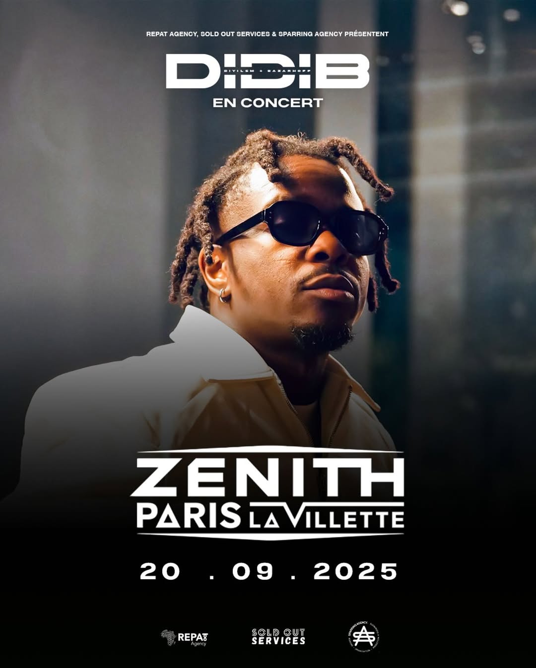 Image de Musique/Radio. Le samedi 20 septembre 2025, le Zénith de Paris vibrera au rythme du coupé-décalé et de l’afrobeat avec le concert tant attendu de Dibi B, l’une des figures montantes de la scène musicale ivoirienne. Après avoir conquis l’Afrique avec ses tubes entraînants et ses performances énergiques, le rappeur et chanteur ivoirien s’apprête à conquérir le public parisien. Cet événement, qui s’annonce déjà comme un moment fort de l’année culturelle, marque une nouvelle étape dans la carrière internationale de l’artiste. Mais au-delà du show, que représente ce concert pour Dibi B et pour la musique africaine en général ? Dibi B : Une ascension fulgurante Dibi B, de son vrai nom Diby Kouamé, est devenu en quelques années l’un des artistes les plus influents de la scène musicale ivoirienne. Avec des titres comme « Gbêssê » et « Zouzoukpô », il a su imposer son style unique, mélangeant coupé-décalé, afrobeat et influences urbaines. Ses textes, souvent teintés d’humour et de messages sociaux, résonnent avec une jeunesse africaine en quête de représentation et d’expression. Après avoir rempli des salles en Côte d’Ivoire et dans plusieurs pays d’Afrique, Dibi B franchit un cap majeur en se produisant au Zénith de Paris, l’une des salles les plus prestigieuses d’Europe. Ce concert est perçu comme une consécration pour l’artiste, mais aussi comme une vitrine pour la musique africaine sur la scène internationale. Le Zénith de Paris, avec sa capacité de plus de 6 000 places, est un lieu mythique pour les artistes du monde entier. Pour Dibi B, y donner un concert est une étape symbolique dans sa carrière. « C’est un rêve qui se réalise. Le Zénith, c’est une salle où tous les grands noms de la musique ont performé. Pouvoir y monter sur scène, c’est une reconnaissance énorme », a-t-il confié lors d’une récente interview. Ce concert s’inscrit dans une tournée européenne qui comprend également des dates à Bruxelles, Londres et Berlin. Pour Dibi B, il s’agit de toucher la diaspora africaine, mais aussi de séduire un public plus large, curieux de découvrir les sonorités et l’énergie de l’Afrique contemporaine. Un show prometteur : Que réserve Dibi B à Paris ? Les fans de Dibi B peuvent s’attendre à un spectacle haut en couleurs, mêlant musique, danse et effets visuels. L’artiste est connu pour ses performances énergiques et son interaction avec le public. « Je veux que ce concert soit une fête, un moment où tout le monde oublie ses problèmes et danse jusqu’au bout de la nuit », a-t-il déclaré. Le setlist devrait inclure ses plus grands succès, mais aussi des titres inédits de son prochain album, prévu pour début 2025. Dibi B a également promis des invités surprises, laissant planer le mystère sur une possible collaboration avec d’autres stars de la musique africaine ou internationale. Le concert de Dibi B au Zénith de Paris est bien plus qu’un simple événement musical. Il symbolise la montée en puissance de la musique africaine sur la scène mondiale, portée par une nouvelle génération d’artistes talentueux et ambitieux. Pour Dibi B, c’est l’occasion de montrer que la musique ivoirienne et africaine a sa place parmi les grands noms de l’industrie. Mais au-delà de l’artiste, c’est toute une culture qui s’exporte et s’impose. Alors que les musiques africaines continuent de conquérir le monde, une question se pose : ce concert marquera-t-il un tournant décisif pour Dibi B et pour la reconnaissance de la musique africaine en Europe ? Rendez-vous le 20 septembre 2025 au Zénith de Paris pour le découvrir.