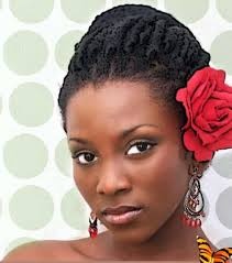 Deuxième Image de Célébrités. Voici Chimebuka, la Fille de l'actrice de Nollywood, Genevieve Nnaji. il faut dire, qu'à seulement 20 ans, cette fille à tout de sa mère. En tout cas, telle mère, telle fille.