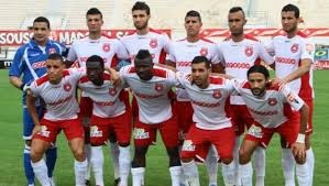 Image de Football. L’Étoile du Sahel ; vient de remporter la coupe de confédération (CAF) à l'issu du match retour de la finale de la compétition en battant l'Orlando pirates 1:0. Rappelons que les deux équipes se sont séparés sur un score nul (0:0) lors du match aller.