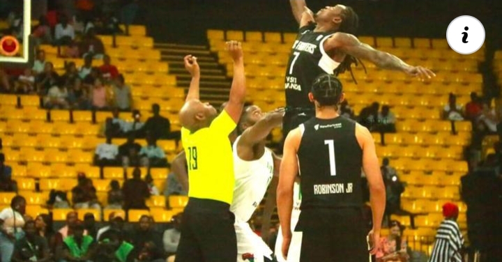 Image de Sport. Les représentants ivoiriens à la Basketball African League (BAL) démarrent la compétition en zone subsaharienne par une victoire face aux représentants Sénégalais, l'AS Douane par 76-70. C'est un bon démarrage pour l'ABC (Abidjan Basket Club) qui donne beaucoup d'espoir pour l'avenir quand on sait que seuls les 4 premiers sur 6 passeront pour les playoffs. Il reste encore 4 matchs aux Ivoiriens afin d'obtenir leur qualification. Pensez-vous que l'ABC a les moyens d'aller au play-offs?