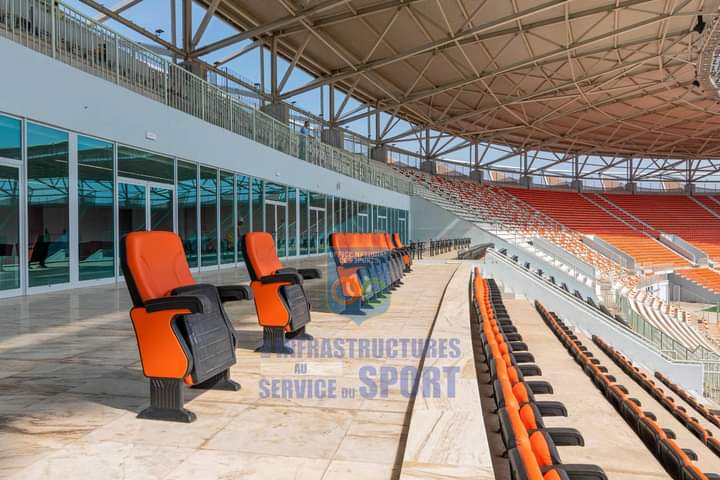 Quatrième Image de Football. C'est officiel, le stade olympique d'Ebimpé a été choisi afin d'abriter le match d'ouverture et la finale de la prochaine CAN en terre ivoirienne, du 13 Janvier au 11 Février 2024. Pourquoi pas le stade Félix Houphouet Boigny? Pourquoi un tel choix? Que serait selon vous l'atout de ce stade?