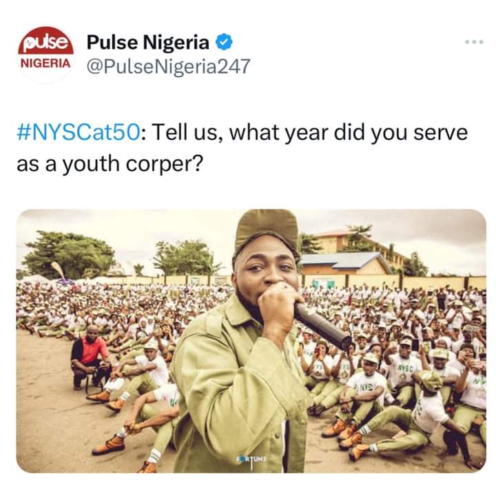 Image de Célébrités. Depuis peu le débat le plus en vogue actuellement au Nigeria tourne autour du National Youth Service Corps (NYSC), pour dire simple , le service civique. La superstar nigériane Davido a même publié une image de lui en tenue pour démontrer qu'il est passé par ces camps de formation. Un challenge a même vu le jour et il consiste à publier une photo de soi pendant sa période de formation. Et vous? L'avez vous fait? Et si vous étiez convoqué, répondriez vous à l'appel ? Pensez vous que le service civique devrait être obligatoire ? A vos avis.