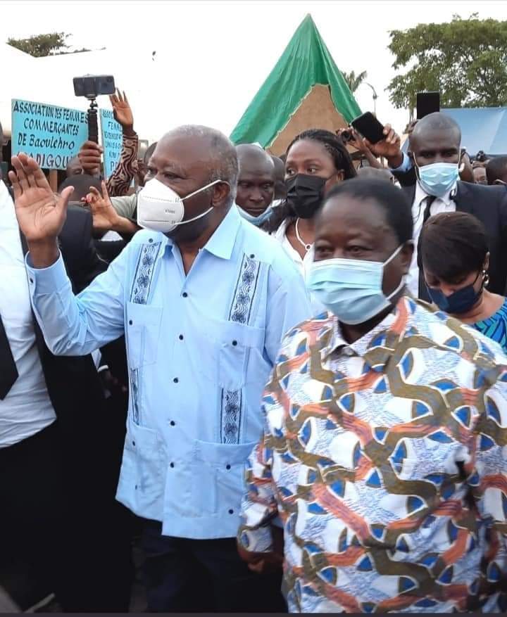 Image de Politique. Alors que les élections municipales et régionales s'annoncent à grands pas, les partis politiques se donnent toutes les chances d'aller aux élections avec assurance. C'est donc dans ce contexte que les présidents Laurent Gbagbo du PPA-CI et Henri Konan Bédié du PDCI RDA exhortent leurs militants à vérifier la liste électorale provisoire disponible depuis peu puis dénoncer toute irrégularité que ceux ci pourraient constater. Cet appel fait suite au fait que le président Laurent Gbagbo ne figure pas sur la liste électorale provisoire et fait mains et pieds afin que soit rétabli son droit au vote. Que pensez vous de cet appel des deux présidents ? Serait ce un acte de méfiance à l'égard de la CEI, la commission en charge de l'organisation des élections en Côte d'Ivoire ?