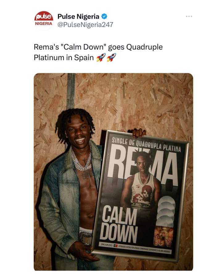 Image de Célébrités. Le titre"Calm Down" du prodige nigérian Rema a obtenu un quadruple disque de Platine en Espagne. Ce qui démontre du succès qu'a ce titre auprès des mélomanes espagnols. J'attribue ce fait à la collaboration avec Serena Gomez d'origine mexicaine et très appréciée des mélomanes espagnols. Qu'en dites vous ?