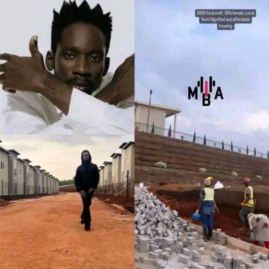 Troisième Image de Célébrités. C'est ce qui ressort de l'intervention de Tunde Ednut. Selon l'homme de média nigérian, l'artiste Mr Eazi serait l'artiste nigérian le plus riche après qu'il ait entrepris un giga projet immobilier au Rwanda. Ce serait plus de 2000 personnes que le chanteur embaucherait sur son immense projet. En attendant d'en savoir plus sur cette affaire, buzz ou vérité, déjà que pensez-vous de cette allégation de Tunde Ednut ?