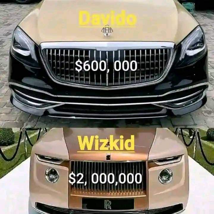 Image de Célébrités. Une vidéo qui circule sur internet depuis quelques jours laisse paraître une superbe voiture Rolls Royce qu'on dit appartenir à Wizkid. Une voiture estimée à plus de 2,8 millions de Nairas alors que la Maybach de Davido était, elle, estimée à plus de 600 milles Nairas. La Rolls Royce serait plus de 4 fois plus chère que la Mercedes Maybach de Davido. Cependant, Wizkid ne s'est pas encore prononcé à ce sujet. Les jours à venir nous en dirons un peu plus si oui ou non la voiture est bel et bien à Wizkid. Que pensez vous de cette acquisition si cela se confirmait ?