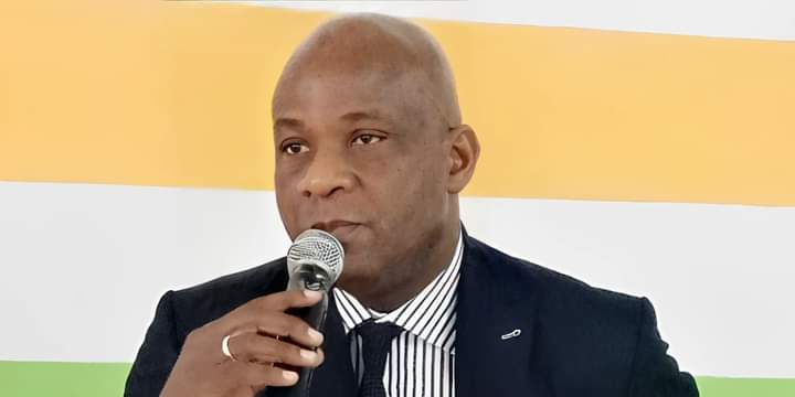 Troisième Image de Société. Le magistrat Koné Braman Oumar est nommé Procureur de la République de Côte d'Ivoire près le Tribunal de Première Instance d'Abidjan en remplacement de Adou Richard, qui lui ai appelé à d'autres fonctions. Monsieur Koné Braman Oumar était Procureur de la République près le Tribunal de Première instance de Bouaké. Que pensez-vous de cette nouvelle nomination?