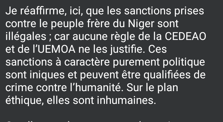 Troisième Image de Politique. L'ex première dame ivoirienne, Simone Ehivet, par ailleurs Présidente du Mouvement des Générations Capables (MGC) s'est prononcée sur la situation actuelle au Mali. Dans le discours que l'on peut lire sur la page officielle du MGC, l'ex première dame déplore la décision ivoirienne et traite les sanctions de la CEDEAO d'inhumaines. Que pensez-vous déjà de ce point de vue ?