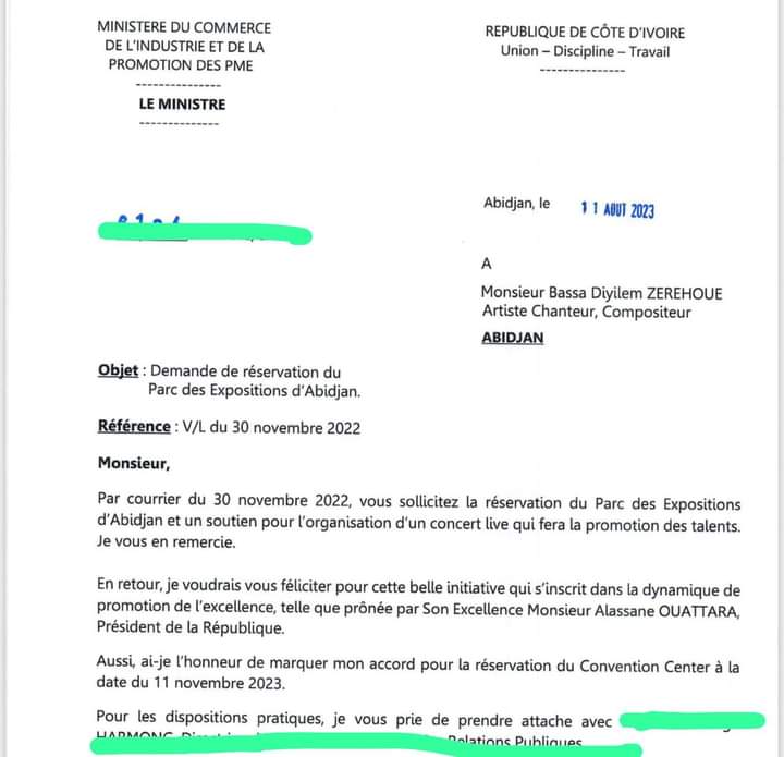 Quatrième Image de Célébrités. L'artiste ivoirien Didi B a annoncé son concert pour le 11 novembre prochain au parc d'exposition d'Abidjan. Sauf surprise, il sera le premier artiste chanteur à organiser un concert dans ce centre qui a été récemment inauguré afin d'accueillir les plus grands événements culturels organisés en Côte d'Ivoire. Il a même partagé sur sa page, un courrier à lui adresser qui confirme l'accord du ministère de la culture ivoirien pour la tenue de l'événement. Que pensez vous de cette initiative ?