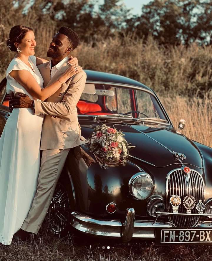 Image de Célébrités. La Super Star du rap ivoire, Suspect 95, vient de s'unir à l'élue de son cœur. Le mariage des deux tourtereaux a été célébré en France d'où vient l'épouse. Toutes nos félicitations à Suspect 95. Que pensez-vous du mariage entre Occidentaux et Africains?