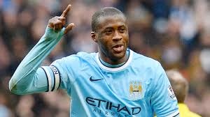 Image de Football. C’est vraiment un coup dur pour l’ensemble de l’équipe de Manchester City. En effet, le joueur ivoirien Yaya Touré, personnalité très importante de l’équipe de City ne sera pas de la partie contre le PSG en ligue des champions. La raison, le joueur souffrirait d’une blessure au genou. J’espère simplement que l’absence de Yaya ne se ressentira pas trop dans le jeu de City et que cette équipe fera tout pour être à la hauteur du défi qui l’opposera à l’équipe qui a sorti Chelsea de la compétition.