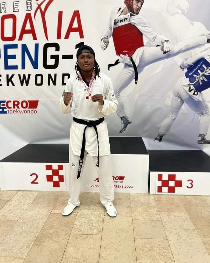 Image de Sport. L'athlète ivoirienne a encore fait parler d'elle à l'open de Croatie. Ruth Gbagbi, après avoir remporté la médaille d'or récemment en Lettonie, vient de réitérer la performance en Croatie. Elle s'est adjugée la médaille d'or à l'open de Croatie. Sa compatriote Ossin Kimi Laurène s'est offerte la médaille d'argent chez les juniors. C'est la Côte d'Ivoire qui gagne. Que pensez-vous du taekwondo ivoirien ?