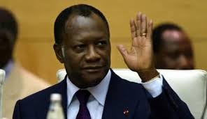 Image de Politique. Alors que la grande majorité de l’opposition croyait en l’inéligibilité du président sortant, SEM Alassane Ouattara, elle a été surpris que sa candidature ait été acceptée par le conseil constitutionnel pour la présidentielle d’octobre. Alors, pour faire entendre son mécontentement, l’opposition a appelé à une marche ce Jeudi 10 septembre sur tout l’étendu du territoire national. Un appel qui n’a pas fait grand écho auprès des militants vu la faible mobilisation constaté dans certaines régions du territoire. Une protestation qui d’ailleurs été réprimandé par les forces de l’ordre. Des heurts ont été constatés à certains endroits. Plusieurs victimes sont à déplorer. Au vu d’une telle situation, devons nous craindre le déroulement des scrutins? Devrions nous apprêter à revivre la même situation qu’aux présidentielles de 2010?