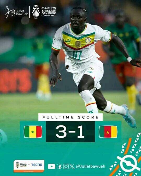 Deuxième Image de Football. La CAN 2023 a connu un moment crucial dans le groupe C, où le Sénégal a triomphé du Cameroun avec un score final de 3-1, garantissant ainsi sa qualification pour les huitièmes de finale. Cette victoire a été un tournant significatif dans la compétition, élevant les attentes pour le parcours futur des "Lions de la Teranga". La défaite du Cameroun dans ce match a eu des répercussions importantes, réduisant considérablement les chances des "lions indomptables" de progresser vers le tour suivant. Les fans camerounais ont été déçus, mais l'espoir demeure, car dans le monde du football, rien n'est jamais totalement joué d'avance. Malgré cette défaite, les "lions indomptables" ne devraient pas abandonner tout espoir, car le format de la compétition offre toujours la possibilité de surmonter les obstacles. Avec des matches restants dans la phase de groupes, le Cameroun a encore l'occasion de renverser la situation et de se qualifier pour les phases éliminatoires. La performance du Sénégal dans ce match a été impressionnante, établissant le pays comme l'un des prétendants sérieux pour le titre. En validant son billet pour la prochaine étape de la compétition, le Sénégal a confirmé sa position en tant qu'équipe redoutable, prête à affronter n'importe quel adversaire sur la route du succès. Le Cap Vert avait précédemment assuré sa place dans la phase suivante, ce qui signifie que le Sénégal est le deuxième pays du groupe C à obtenir cette qualification tant convoitée. Cette avancée renforce la réputation du Sénégal en tant que force majeure dans le football africain, suscitant l'enthousiasme des supporters et alimentant les discussions sur les prétendants au titre. Les performances individuelles et collectives des joueurs sénégalais ont été scrutées de près, et les attentes ont augmenté à mesure que l'équipe avançait dans la compétition. Les supporters sénégalais se réjouissent de voir leur équipe nationale briller sur la scène continentale, tandis que les analystes du football évaluent les tactiques et les stratégies qui ont conduit à ce succès. Du côté camerounais, la déception règne, mais le monde du football est connu pour ses rebondissements inattendus. Les "lions indomptables" doivent maintenant se regrouper, analyser leurs performances et trouver la détermination nécessaire pour surmonter les obstacles à venir. La compétition offre toujours des opportunités de rédemption, et le Cameroun a l'occasion de montrer sa résilience dans les matches à venir. Les émotions et les enjeux sont à leur comble alors que la CAN 2023 continue de captiver les amateurs de football à travers le continent. Chaque match apporte son lot de surprises, de drames et d'exploits sportifs, créant une toile captivante de compétition acharnée et de passion pour le football africain. En conclusion, la victoire du Sénégal sur le Cameroun dans le groupe C de la CAN 2023 a eu des implications majeures, tant pour les équipes concernées que pour l'ensemble de la compétition. Alors que le Sénégal célèbre sa qualification, le Cameroun est confronté à un défi crucial pour rebondir. La CAN 2023 continue de susciter l'excitation et de dévoiler des moments mémorables sur le terrain, laissant les amateurs de football en attente de ce que l'avenir réserve dans cette compétition passionnante.